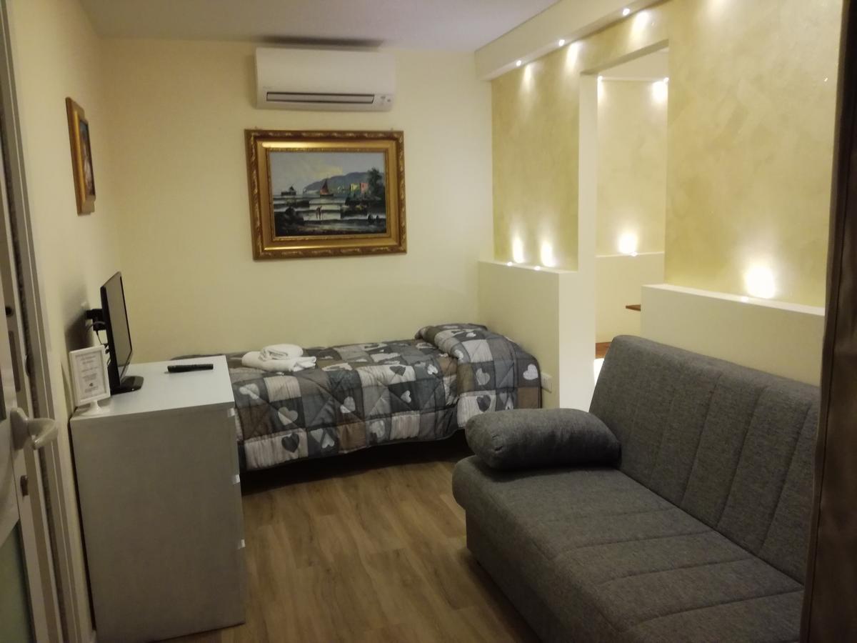 Appartamento Villa Elison Lazise Eksteriør bilde